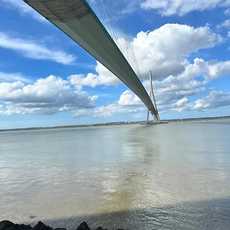 住宿加早餐酒店 Rosalie 费奎弗洛尔·埃奎安维尔